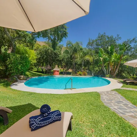 Cubo's La Fuente Del Pedregal Casa 2 Hébergement de vacances *